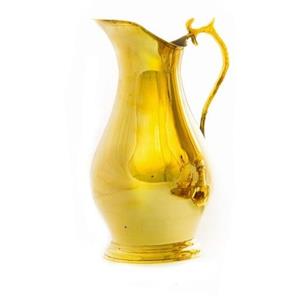 پارچ برنجی کنار سماور  سراسر کشور