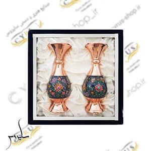 پک هدیه صنایع دستی-یک جفت گلدان سایز 20 مس و فیروزه بهمراه پارچه قلمکار ممتاز یک در یک متر-داخل هارد باکس طرح نقاشی