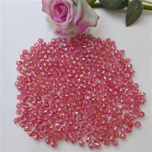 کریستال پلاستیکی  مکعبی خارجی صورتی هفت رنگ سایز 6 (پک 50 گرمی)  400عددی