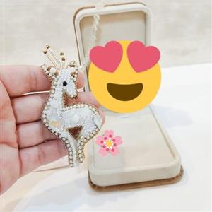 گلسینه آهو جواهردوزی شده