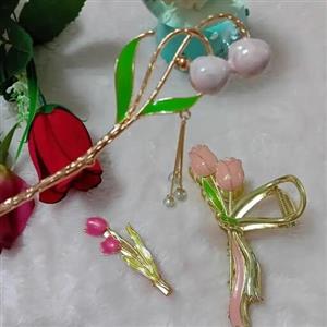 کلیپس فلزی سایز بزرگ با گیره و کانزاشی ست طرح گل لاله رنگ صورتی روشن