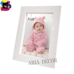 قاب عکس سفید ساده عمق دار سایز 10 در7 قابل استفاده بصورت رومیزی بسیار پرطرفدار و زیبا با کیفیت عالی