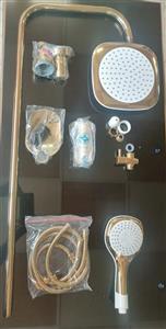 علم یونیورست طلایی مدل باران