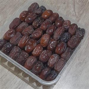 خرما کلوته درجه یک صادراتی ارسال سریع سراسر کشور کاملا تضمینی