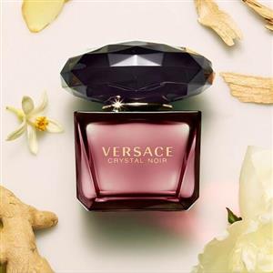 عطر با رایحه ادکلن ورساچه کریستال نویر (Versace crystal noir)100گرمی1150000تومان 