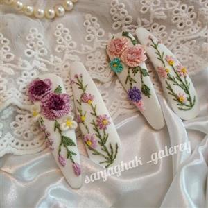 گیره تق تقی. گلسر. گلسر دخترانه. گلسر گلدوزی. گیره مو. گلسر بچه گانه. گیره تق تقی گلدوزی