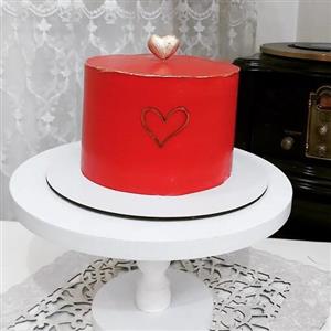 کیک قلب(وزن 1کیلو)