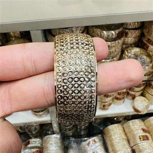 تکپوش طلاروس دو ونیم  سانتی طلا روس رنگ ثابت ضدحساسیت  شیک ودلربا