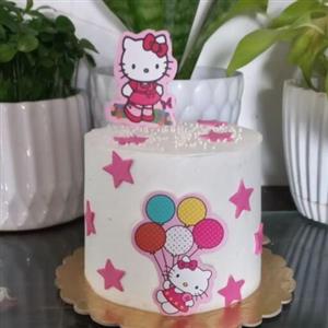 کیک دخترانه کیتی