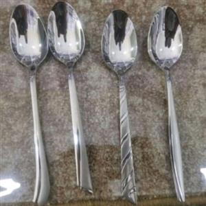 سرویس قاشق و چنگال یونیک اصلی کیفیت عالی سنگین در چهار طرح متنوع حکاکی شده .144پارچه