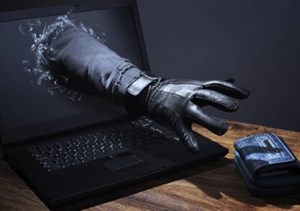 پاورپوینت مخاطرات فضای مجازی و قانون جرایم رایانه‌ای