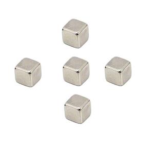 آهنربا نئودیمیوم سوپر مگنت مکعبی سایز 5x5x5 میلیمتر  بسته 5 عددی