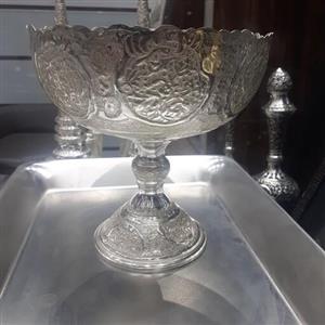 قلم زنی کاسه میوه خوری جام گزخوری و شکلات خوری پایه دار طرح گل و مرغ بسیار شیک قابل استفاده 