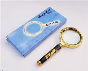 ذره بین دور طلایی دسته چوبی 60 mm کد 543