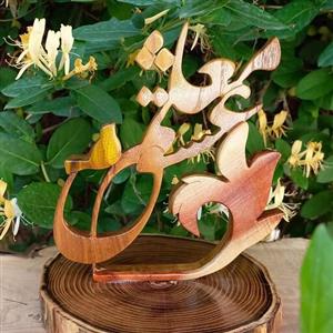 تندیس معلم چوبی