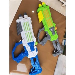 تفنگ حبابساز شارژی رگباری چراغ دار پرقدرت مدل KB1313 MP5 اسباب بازی حباب ساز سایز غول