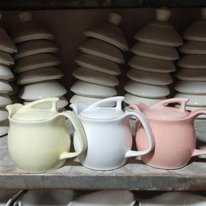 قوری رنگی چای جنس چینی مستقیم و بدون واسطه از تولید کننده