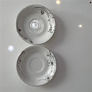 نعلبکی پارس گلدار