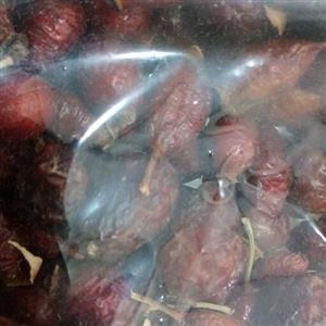 دم نوش میوه نسترن( گول بورنی)