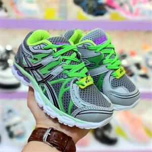 کتونی اسپرت آسیکس سایزبندی 27 الی 31 در رنگ های متفاوت