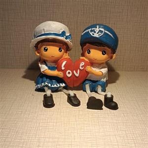 مجسمه کادویی تزیینی لاو