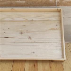 سینی لبه دار  مدل پایه دار رنگ کرم