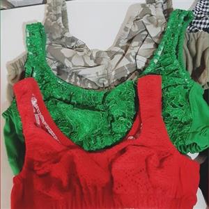 سوتین هندی تمام کش بدون قزت قفلی در سایر های 60 تا 90 در رنگ های مشکی ،زرشکی،سبز