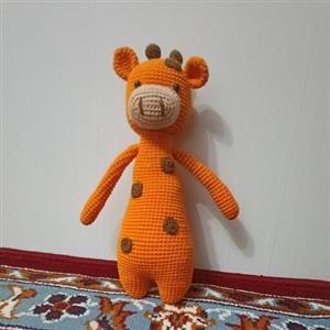 زرافه عروسک بافتنی دست بافت