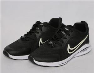 کفش پسرانه و دخترانه نایک زووم طبی سایز 37و 38 و39 و40 مدل 503