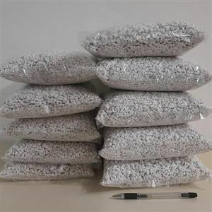 پرلیت دانه متوسط ، عالی برای قلمه گیری و همچنین سبک سازی خاک