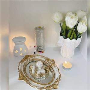 فرشته دیواری کوچک