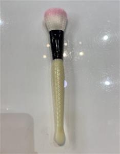 براش رژ گونه مدل ماهی EXPERT FACE BRUSH