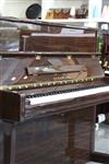 پیانو آکوستیک شومان مدل 001 قهوه ای براق Schumann