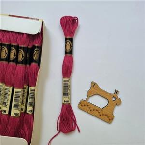 نخ گلدوزی پنگوئن زرشکی متوسط کد 498