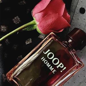 عطر جوپ قرمز(عطر بر حسب 1 گرم حساب میشه)