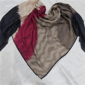 روسری نخی دور دست دوز طرح موج حسنا قواره 110