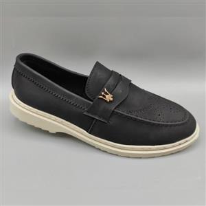 حراج ویژه  کفش کالج مجلسی مردانه و پسرانه  چرمی  و بادوام زیره سبک و راحت شیک مشکی 