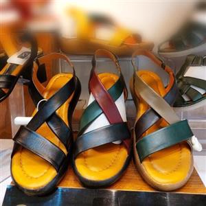 صندل زنانه طبی چرم راحتی کفش صندل زنانه چرم