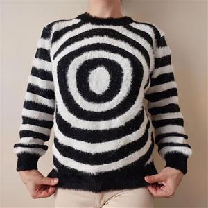 بلوز بافت مجلسی زنانه و دخترانه دستباف مروارید دوزی شده و بافته شده با استفاده از نخ ابریشمی