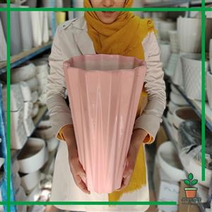 گلدان سرامیکی شیاردار بلند