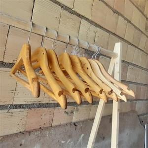 چوب لباس چوبی مجموعه 8عددی