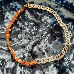 گردنبند عقیق کارنلین و کارتیر