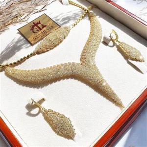 سرویس عروس نوک تیز نقره جواهری عیار925 آبکاری طلا درجه یک و رنگ ثابت و فاکتور اصل 