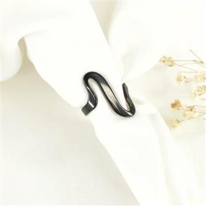 انگشتر استیل منحنی مشکی کد 8603