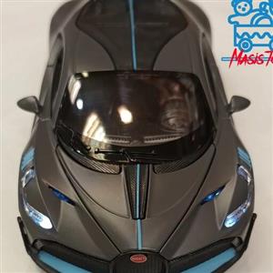 ماکت فلزی بوگاتی شیرون سه درب بازشو عقبکش صداوچراغدار عقبکش جنس خوب وارداتی مناسب برای دکور وبازی