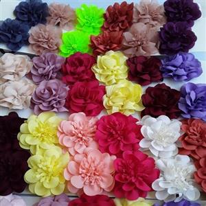  گیره فرانسوی مدل حریر لپه ای در 3 رنگ .اسلایدها را ورق بزنید 