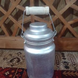 دبه روغن یک و نیم لیتری روحی