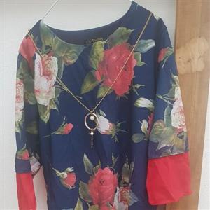شومیز مجلسی زیر و رو  رنگ قرمز سایز 38-40. جنس حریر درجه یک آستردار