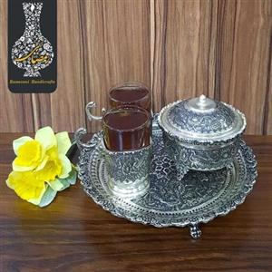 سرویس چایخوری دو نفره دستساز قلمزنی گل و طاووس  اعلاء سیاه قلم طرح نقره