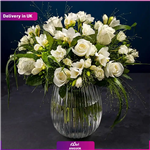 دسته گل کلاسیک با گلدان  (ارسال گل به انگلستان)